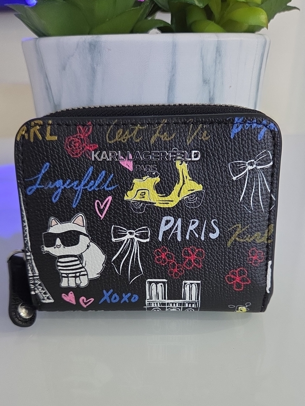 KARL LAGERFELD PARIS Zip-Around Wallet Black Paris Print 4 x 4.5 Inches New